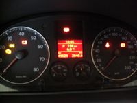 gebraucht VW Touran wenige Kilometer