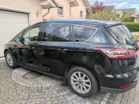 Gebraucht Ford S-MAX 140 PS (102 kW) 2026 Schwarz Van / Kleinbus