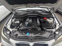 Gebraucht BMW 523 190 PS (139 kW) 2007 Silber Limousine