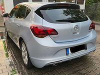 Gebraucht Opel Astra Sport 165 PS (121 kW) 2014 Silber Limousine
