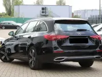 Gebraucht Mercedes C200 184 PS (135 kW) 2023 Ung. schwarz Kombi