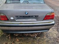 gebraucht BMW 728 Baujahr 1998 mit diversen Mängeln.