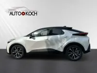 Neu Toyota C-HR 140 PS (102 kW) 2025 Platinum white pearl mc (089)/ SUV