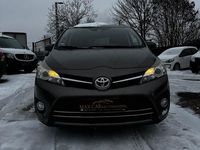 Gebraucht Toyota Verso Comfort 111 PS (81 kW) 2016 Grau Van / Kleinbus