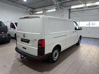 Gebraucht VW Transporter 150 PS (110 kW) 2022 Candy weiß Van