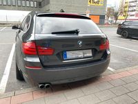 Gebraucht BMW 523 204 PS (150 kW) 2011 Grau Kombi