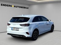 Używany Kia Ceed 101 KM (74 kW) 2025 Biały Hatchback