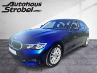 Używany BMW 320 Advantage 184 KM (135 kW) 2019 Niebieski Sedan/Limuzyna