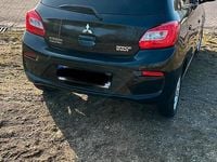 Gebraucht Mitsubishi Space Star Edition+ 80 PS (58 kW) 2016 Schwarz Kleinwagen