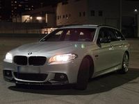 Gebraucht BMW 520 190 PS (139 kW) 2015 Grau Kombi