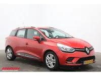 Gebraucht Renault Clio Zen 90 PS (66 kW) 2018 Rot Kombi