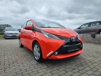 Gebraucht Toyota Aygo X-play 69 PS (50 kW) 2016 Orange Kleinwagen