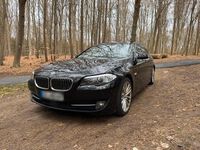 Usata BMW 530 258 CV (189 kW) 2010 Nero Berlina