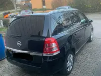 Gebraucht Opel Zafira 140 PS (102 kW) 2009 Schwarz Van / Kleinbus