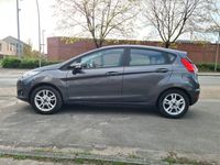 gebraucht Ford Fiesta mk7 Benzin 5 türer 2017