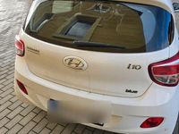 Gebraucht Hyundai i10 67 PS (49 kW) 2015 Beige Kleinwagen