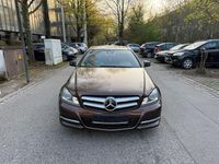 Gebraucht Mercedes 220 170 PS (125 kW) 2012 Braun Coupé