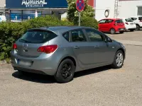 Gebraucht Opel Astra 180 PS (132 kW) 2010 Silber Limousine