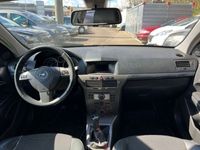 gebraucht Opel Astra 1.9D Caravan *SHZ,KLIMA,TÜV/AU NEU*