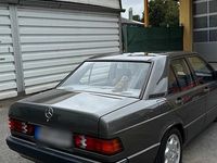 Gebraucht Mercedes 190 118 PS (86 kW) 1989 Grau Limousine