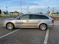 Gebraucht Skoda Superb 260 PS (191 kW) 2010 Silber Kombi