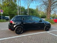 gebraucht Seat Leon 2.0 TDI DPF