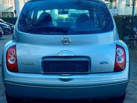 Gebraucht Nissan Micra 65 PS (47 kW) 2010 Silber Kleinwagen