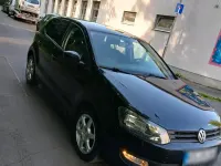 Gebraucht VW Polo 90 PS (66 kW) 2012 Schwarz Kleinwagen