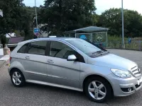 Gebraucht Mercedes B180 116 PS (85 kW) 2010 Grau Van / Kleinbus