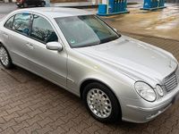 Gebraucht Mercedes E240 Elegance 170 PS (125 kW) 2004 Silber Limousine