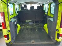 Gebraucht Renault Trafic Expression 125 PS (91 kW) 2017 Grün Van / Kleinbus