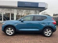 Gebraucht Volvo XC40 Core 163 PS (119 kW) 2025 Fjordbluemet. SUV