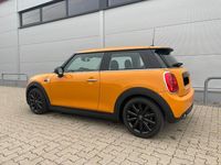 Gebraucht Mini Cooper Chili 136 PS (100 kW) 2018 Orange Kleinwagen