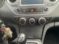 Gebraucht Hyundai i10 87 PS (63 kW) 2018 Weiß Kleinwagen
