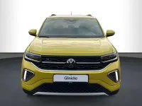 Gebraucht VW T-Cross R-line 150 PS (110 kW) 2025 Grape yellow SUV