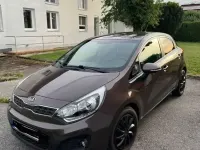 Gebraucht Kia Rio 90 PS (66 kW) 2012 Braun Limousine