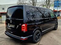 Gebraucht VW Multivan Highline 204 PS (150 kW) 2016 Schwarz Van / Kleinbus