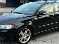 Gebraucht Volvo V50 109 PS (80 kW) 2009 Schwarz Kombi