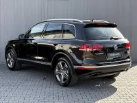 Gebraucht VW Touareg Executive 262 PS (192 kW) 2017 Schwarz SUV