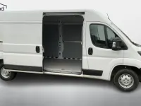 Gebraucht Peugeot Boxer 140 PS (102 kW) 2024 Weiß Van