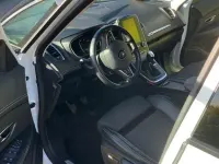Gebraucht Renault Scenic E-Tech Intens 132 PS (97 kW) 2017 Weiß Van / Kleinbus