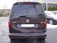 Gebraucht VW Caddy Highline 125 PS (91 kW) 2016 Violett Van / Kleinbus