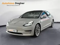 Używany Tesla Model 3 Standard Range Plus 239 kW (325 KM) 2022 Biały Sedan/Limuzyna