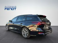 Gebraucht Ford Focus ST-Line 116 PS (85 kW) 2024 Agate black pearl metallic Kombi