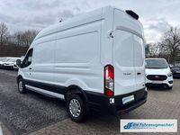 Gebraucht Ford Transit Trend 131 PS (96 kW) 2022 Weiss Van / Kleinbus