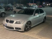 Gebraucht BMW 318 150 PS (110 kW) 2005 Silber Limousine