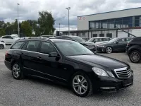 Używany Mercedes E220 170 KM (125 kW) 2012 Czarny Kombi