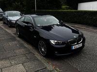 Gebraucht BMW 330 231 PS (169 kW) 2007 Blau Coupé
