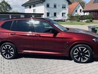 Gebraucht BMW iX3 Impressive 210 kW (286 PS) 2023 Rot SUV