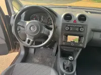 Używany VW Caddy Comfortline 105 KM (77 kW) 2011 Brązowy Minivan